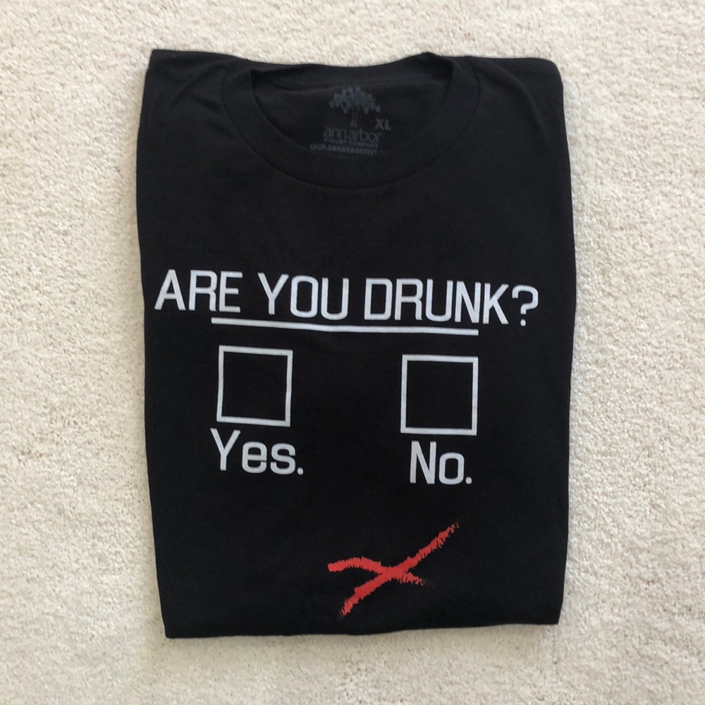 Men’s T-shirt size XL